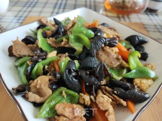 青椒木耳炒肉片的做法步骤：17