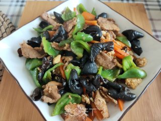 青椒木耳炒肉片的做法步骤：18