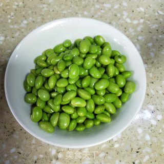 五花肉焖黄豆的做法步骤：6