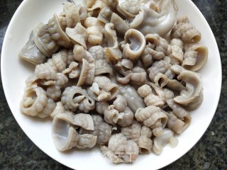 尖椒炒鱼肚的做法步骤：6