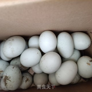 黄瓜鸭蛋沙拉的做法步骤：1