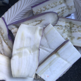 油泼手撕茄子的做法步骤：4