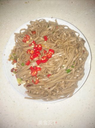 酸辣凉拌荞麦面的做法步骤：6