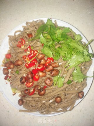 酸辣凉拌荞麦面的做法步骤：7