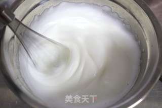 蓝莓酱天使蛋糕卷的做法步骤：7