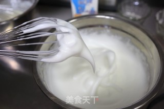 蓝莓酱天使蛋糕卷的做法步骤：8
