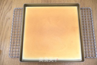 蓝莓酱天使蛋糕卷的做法步骤：14
