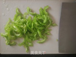 凉拌苦瓜的做法步骤：3