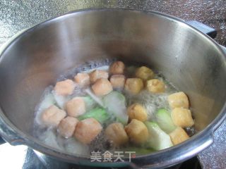 小油豆腐丝瓜排骨汤的做法步骤：9