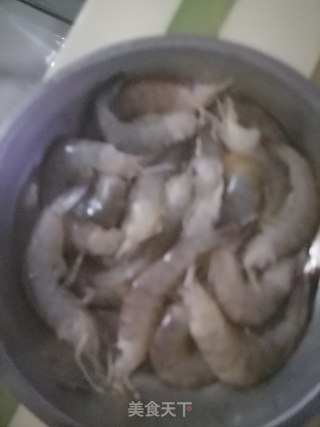 香辣虾的做法步骤：1