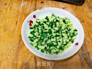 虾仁蛋炒饭的做法步骤：3