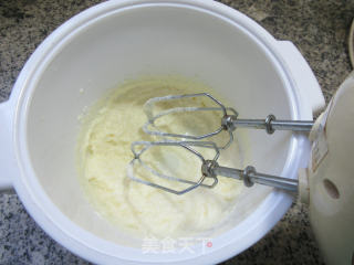 香芋味奶茶冰激凌的做法步骤：4