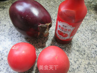 番茄炖圆茄子的做法步骤：1