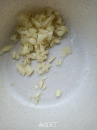 麻汁人参苗的做法步骤：6