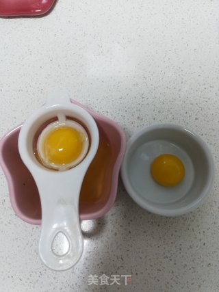 夏日甜点—超简单的简易版双皮奶（手残星人也可轻松完成）的做法步骤：2