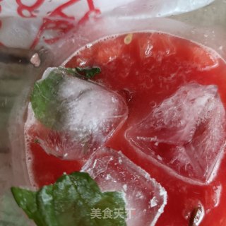 西瓜气泡水的做法步骤：5