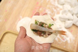 猪肉大虾锅贴的做法步骤：11