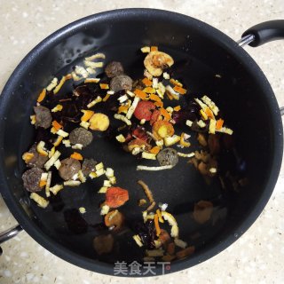 酸梅汤的做法步骤：4