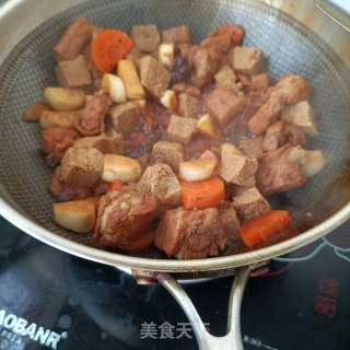 茭白冻豆腐烧排骨的做法步骤：19