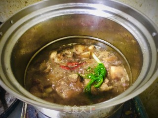 猪肉炖白菜的做法步骤：3