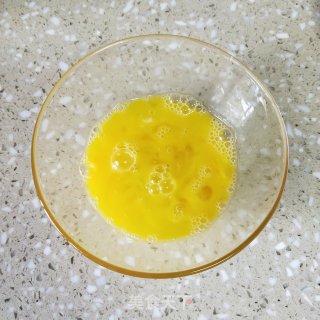 青椒炒鸡蛋的做法步骤：3