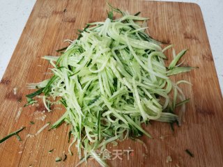 金针菇拌黄瓜的做法步骤：4