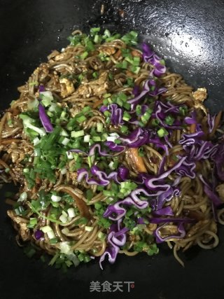 炒米粉的做法步骤：7