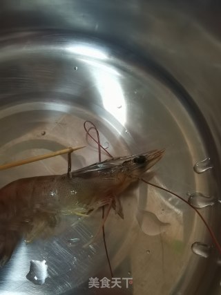 柠檬虾的做法步骤：1