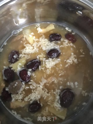 甜酒酿煮鸡蛋的做法步骤：3