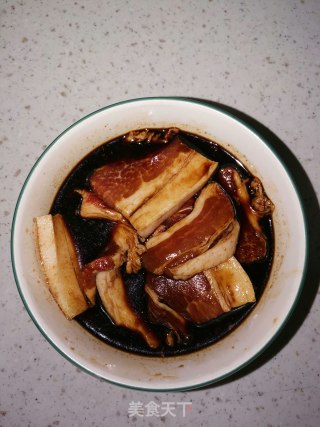 把子肉卤蛋的做法步骤：2
