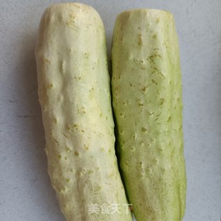 麻汁拍白玉黄瓜的做法步骤：1