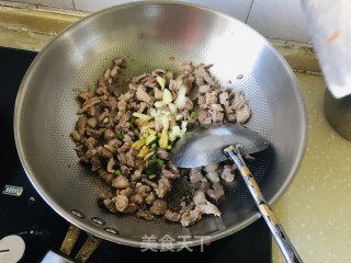 香菇牛肉荞面的做法步骤：7
