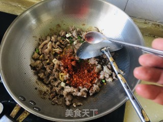 香菇牛肉荞面的做法步骤：8