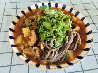 香菇牛肉荞面的做法步骤：16