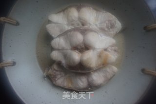 花椒蒸青鱼的做法步骤：6
