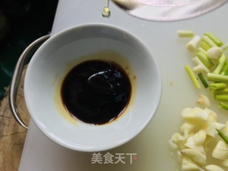 白灼虾的做法步骤：2