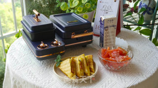 女儿最爱的三明治早餐的做法步骤：7