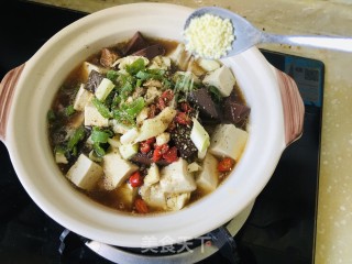 砂锅鸭血炖豆腐的做法步骤：5