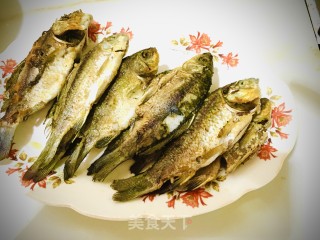 农家炖鲫鱼的做法步骤：4