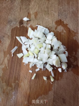 红薯叶西红柿汤面的做法步骤：5
