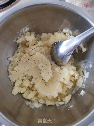 芝士土豆泥培根卷的做法步骤：3
