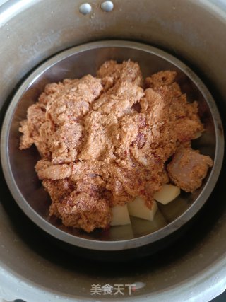 粉蒸肉的做法步骤：7