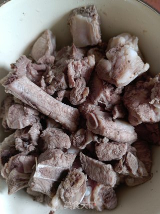 扁豆烧排骨的做法步骤：1