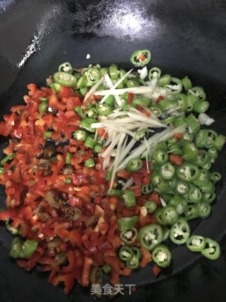 蒸鱼头的做法步骤：11