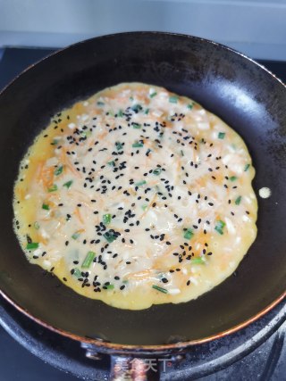鸡蛋饼的做法步骤：3