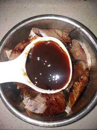 奥尔良啤酒焖鱼的做法步骤：5