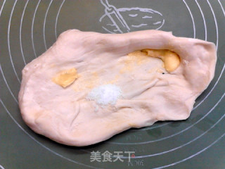 培根火腿脆皮面包的做法步骤：5