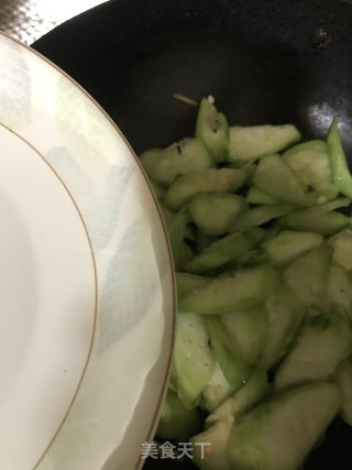 丝瓜炒蛋的做法步骤：6