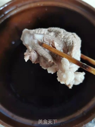 淮山胡萝卜羊骨汤的做法步骤：5