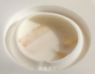 甜滋滋冰冰凉的高颜值仙桃奶冻~的做法步骤：3